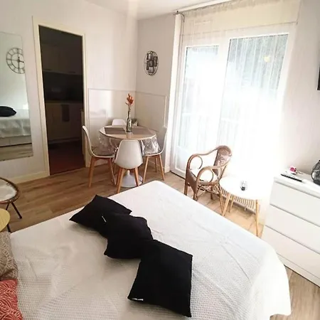 Studio For 2 People *